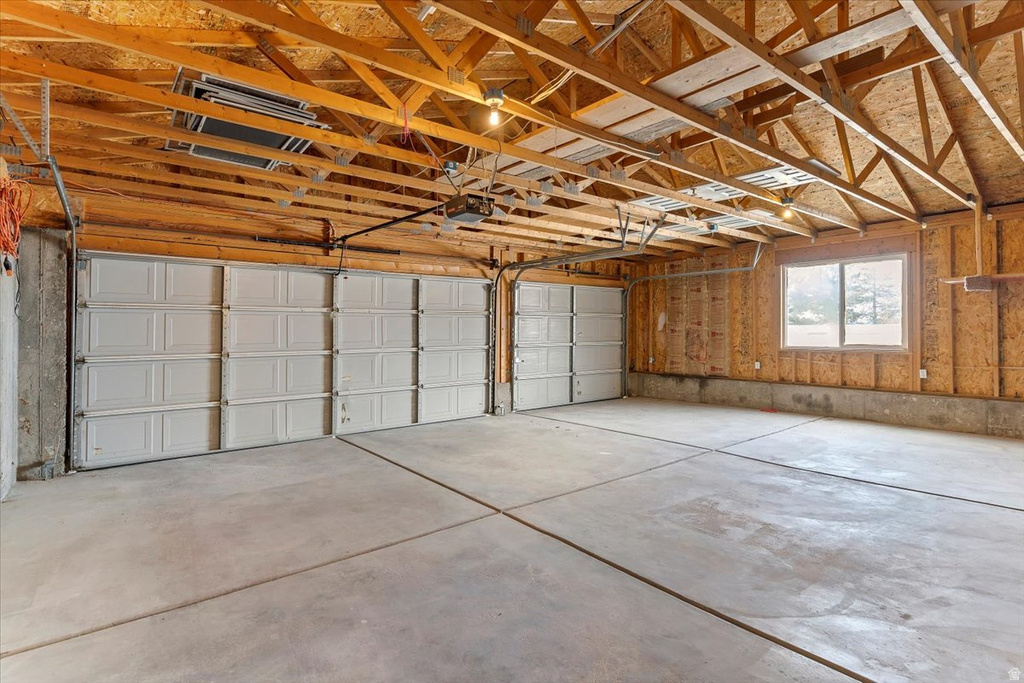 371 E CYNTHIA WAY North Salt Lake, UT 84054