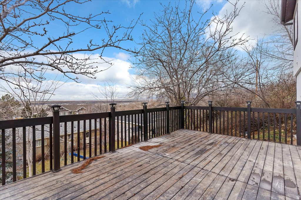 371 E CYNTHIA WAY North Salt Lake, UT 84054