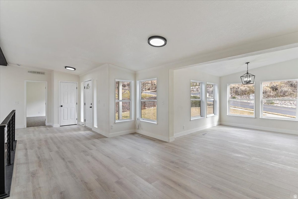 371 E CYNTHIA WAY North Salt Lake, UT 84054