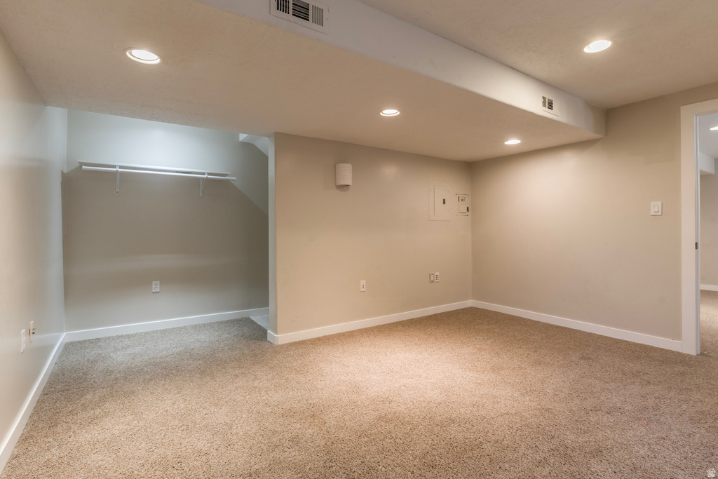 3293 W BROOKWAY DR West Valley City, UT 84119