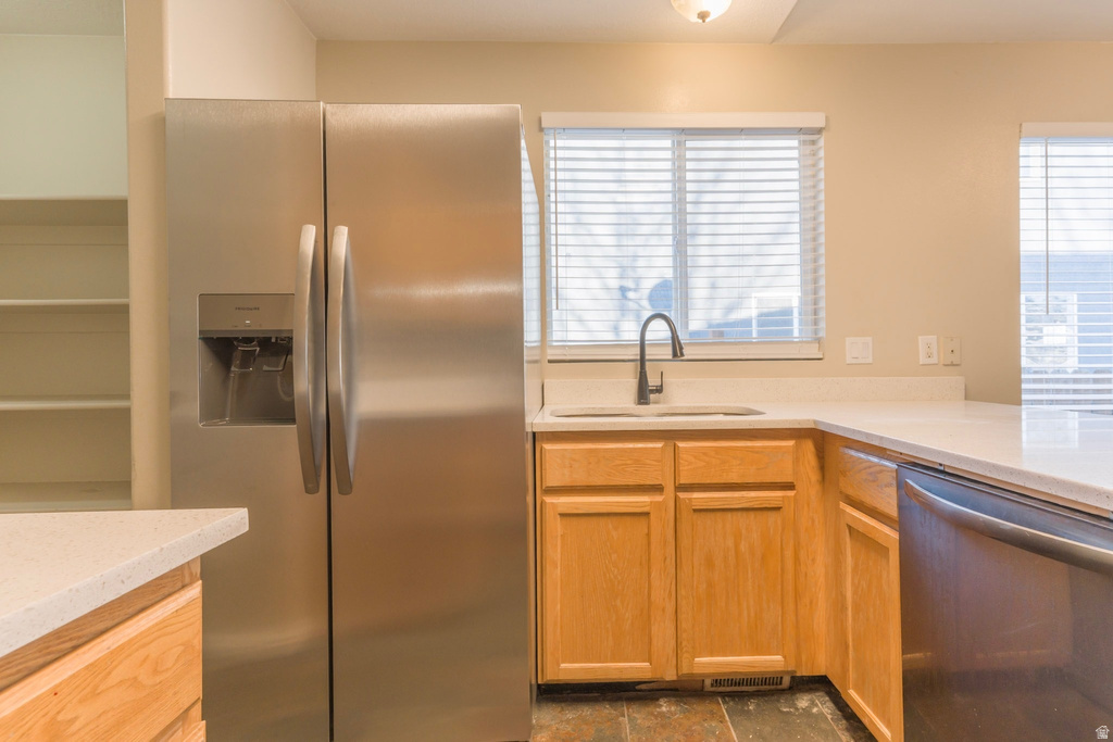 3293 W BROOKWAY DR West Valley City, UT 84119