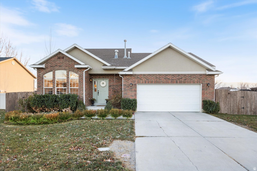 737 W 975 S Lehi, UT 84043