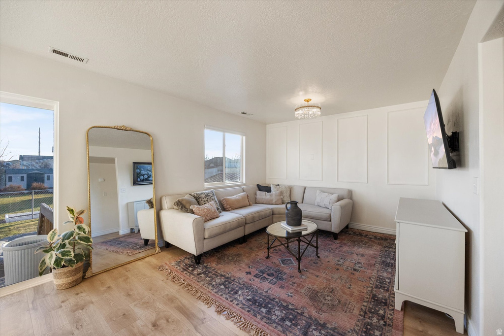 737 W 975 S Lehi, UT 84043