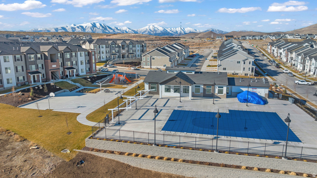 753 N FAVREAU LN #U203 Saratoga Springs, UT 84045