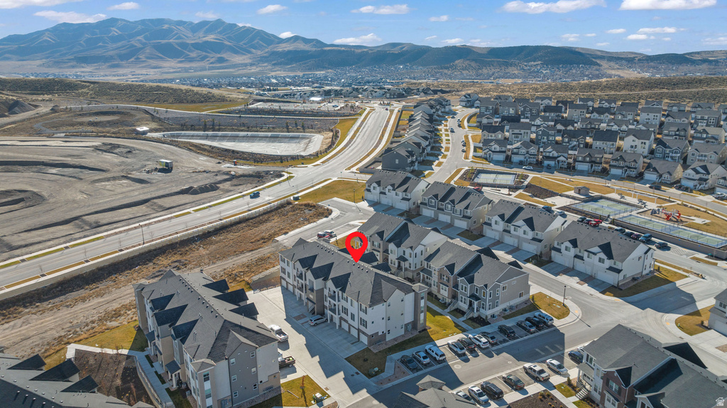 753 N FAVREAU LN #U203 Saratoga Springs, UT 84045