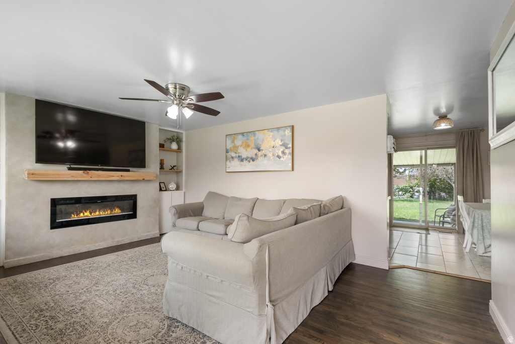 4533 S 2075 W Roy, UT 84067