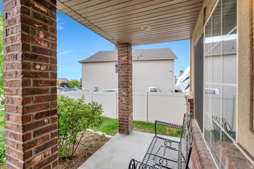 291 W KESTREL DR Saratoga Springs, UT 84045