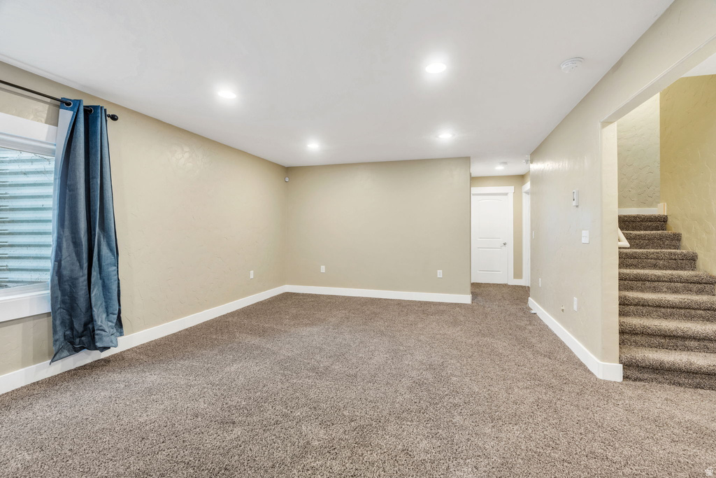 291 W KESTREL DR Saratoga Springs, UT 84045