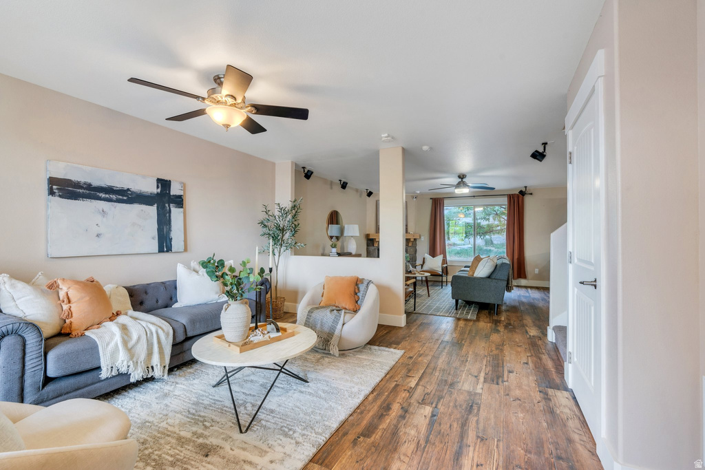 291 W KESTREL DR Saratoga Springs, UT 84045