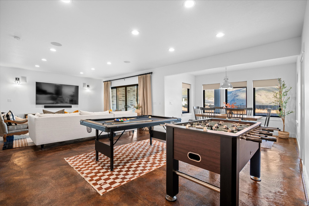 669 S 150 E Mantua, UT 84324