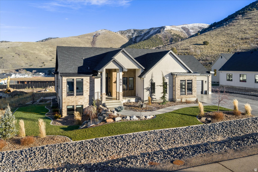 669 S 150 E Mantua, UT 84324