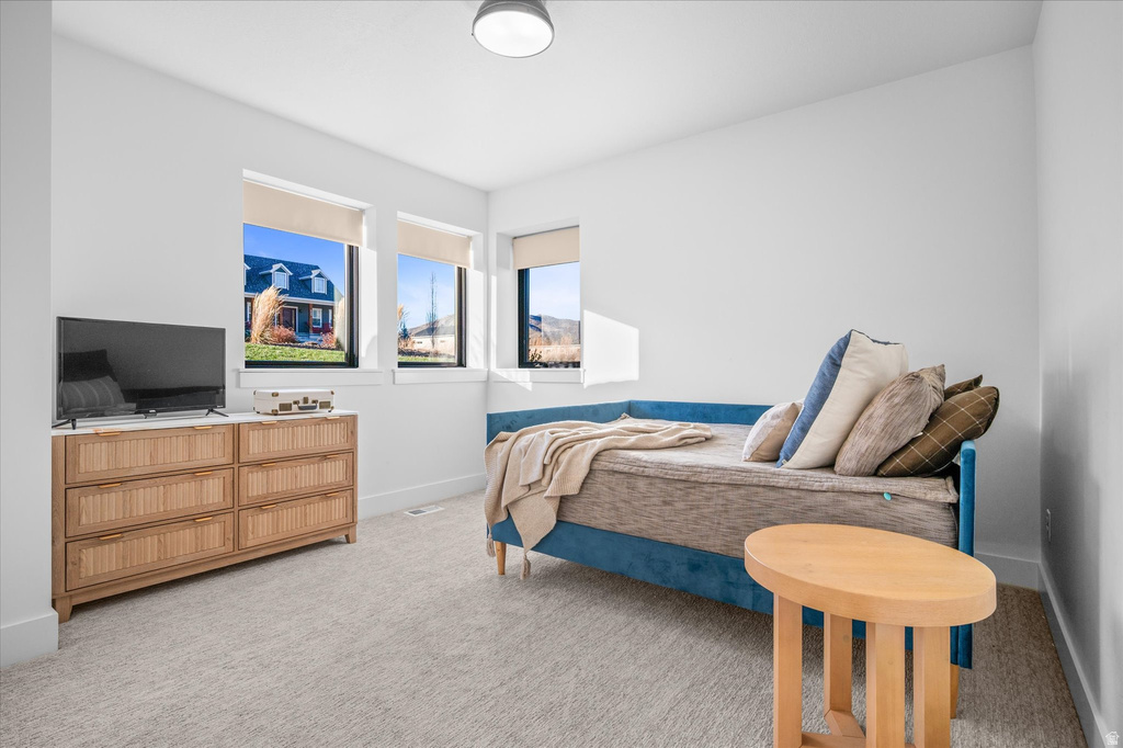 669 S 150 E Mantua, UT 84324