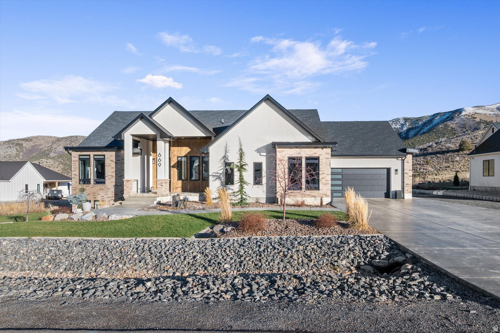 669 S 150 E Mantua, UT 84324