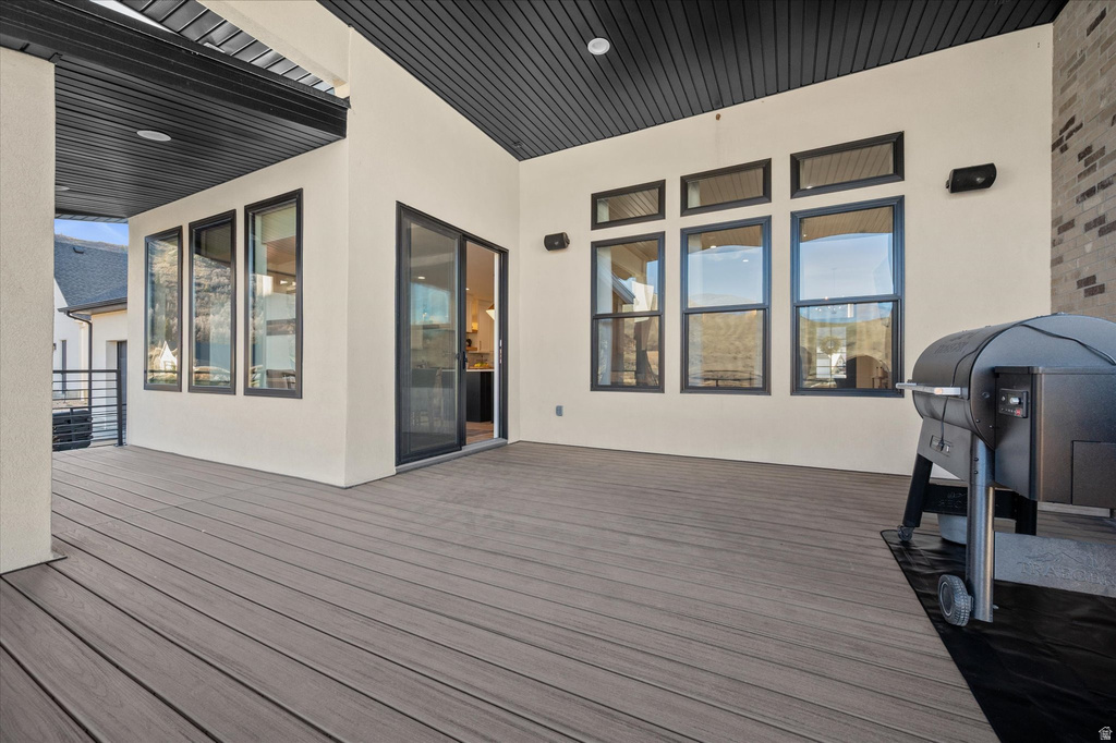 669 S 150 E Mantua, UT 84324