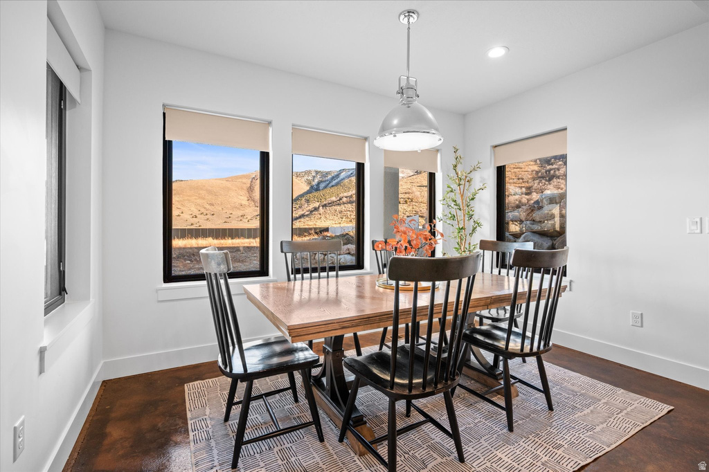 669 S 150 E Mantua, UT 84324