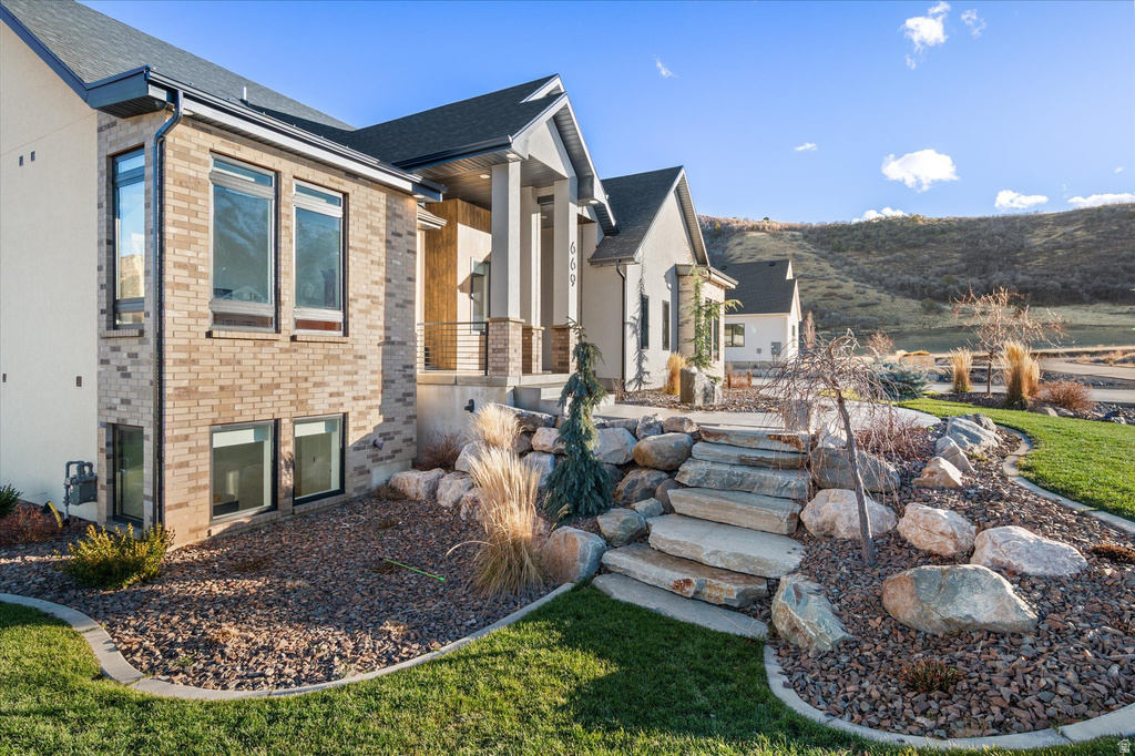 669 S 150 E Mantua, UT 84324