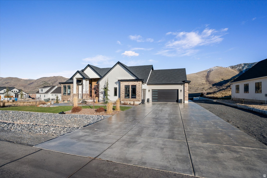 669 S 150 E Mantua, UT 84324