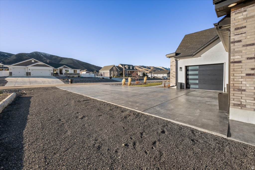 669 S 150 E Mantua, UT 84324