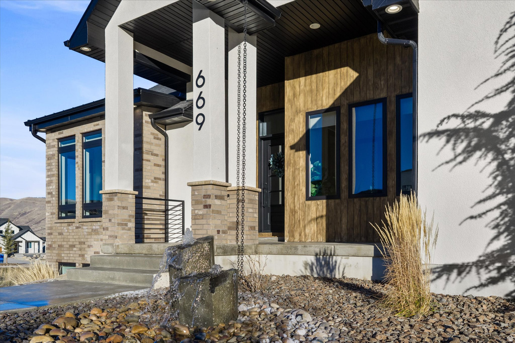 669 S 150 E Mantua, UT 84324