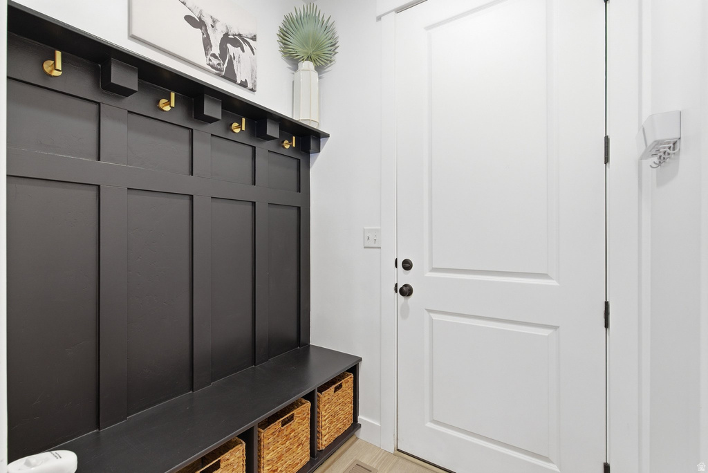 596 S MEADE ST Mapleton, UT 84664