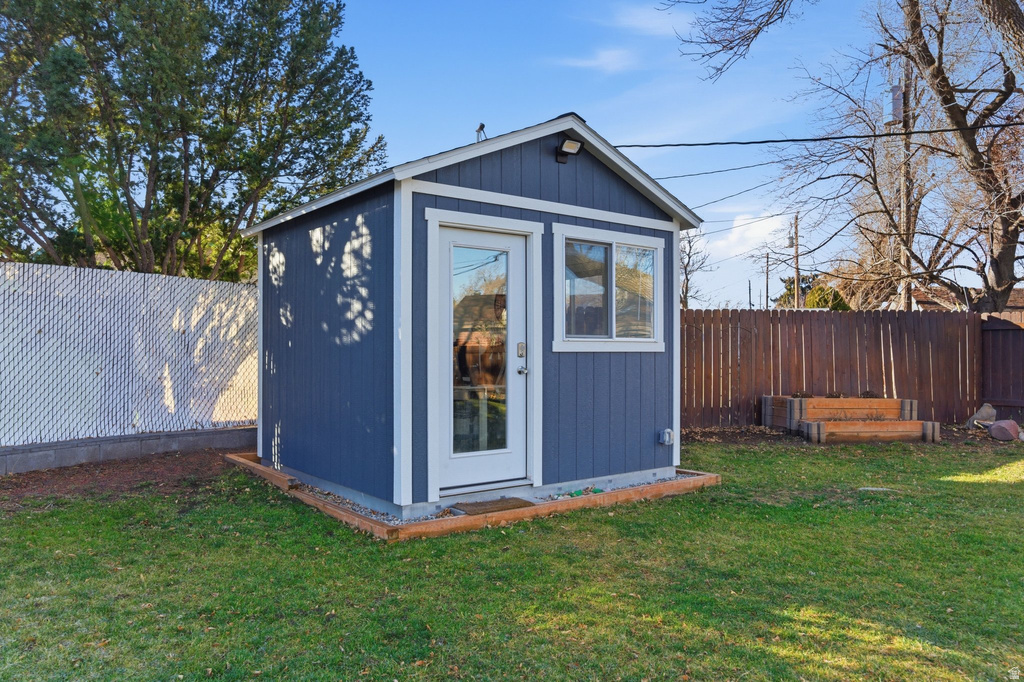 581 W GREENLEAF DR Murray, UT 84123