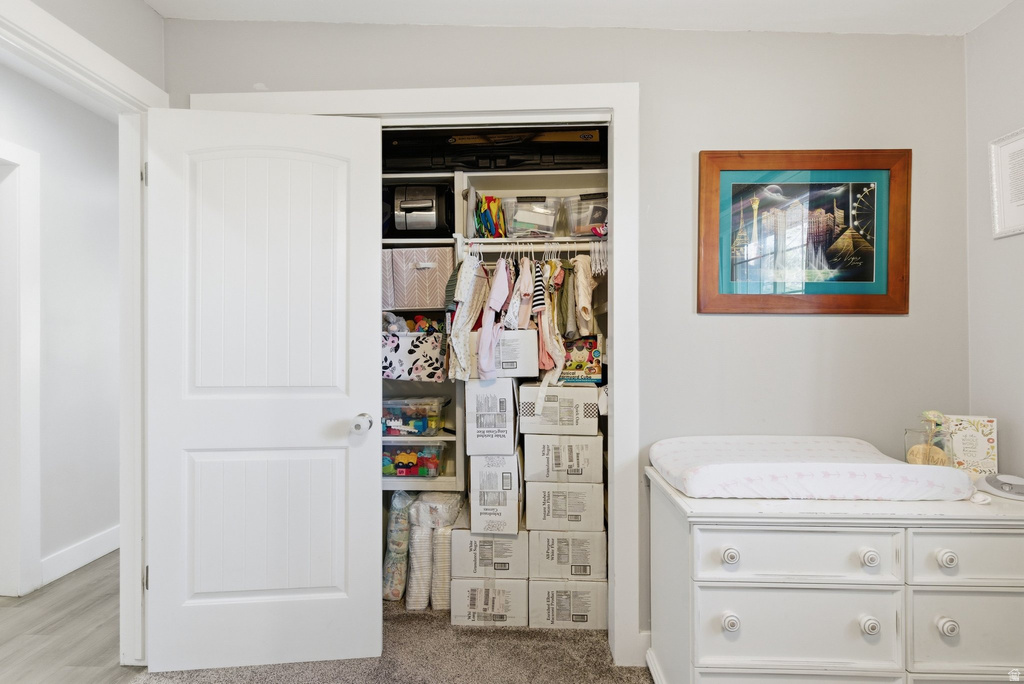 581 W GREENLEAF DR Murray, UT 84123