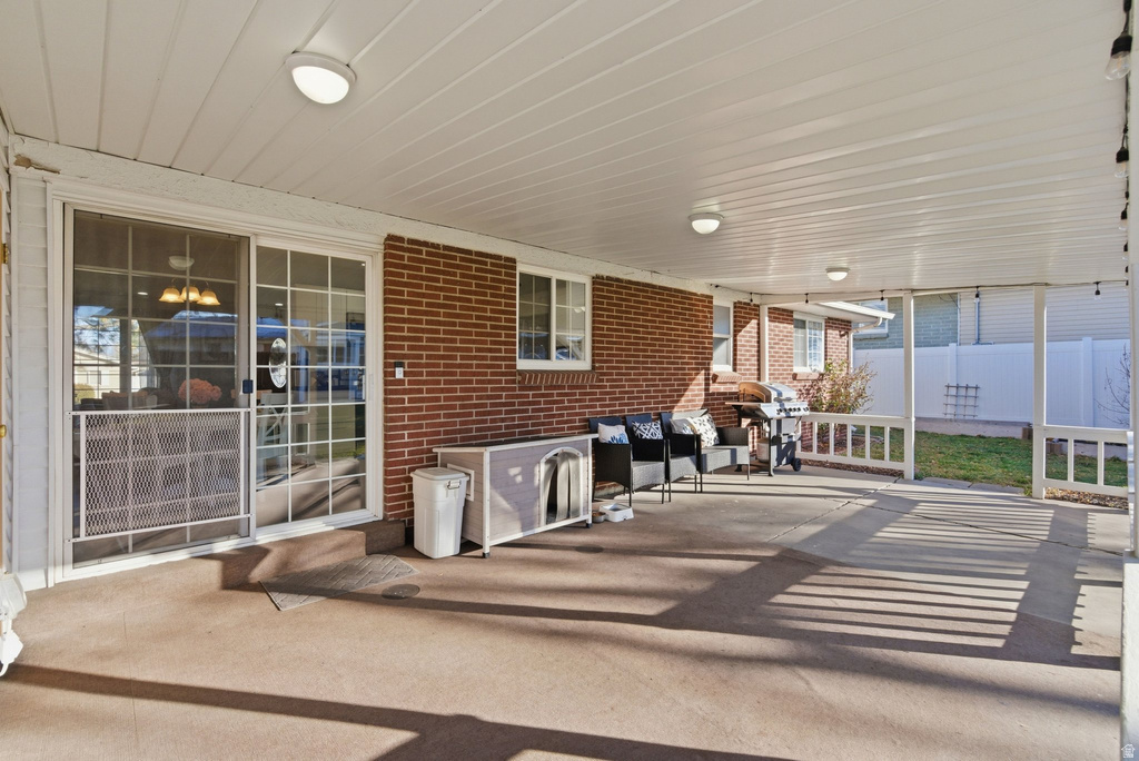 581 W GREENLEAF DR Murray, UT 84123