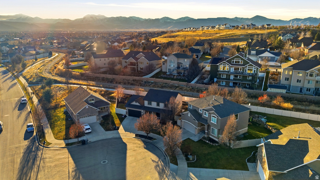 3863 W BELFRY CIR South Jordan, UT 84009