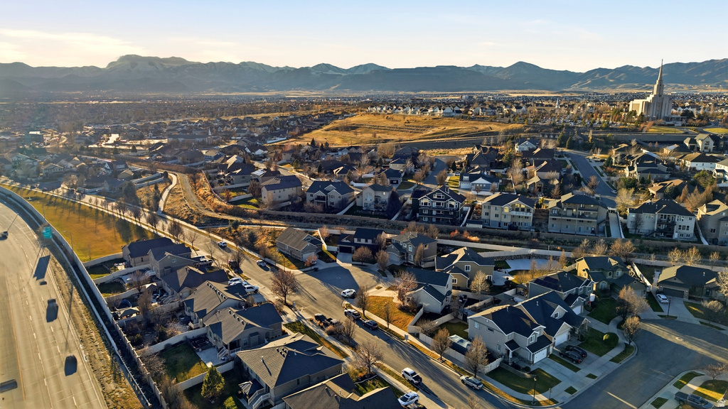 3863 W BELFRY CIR South Jordan, UT 84009