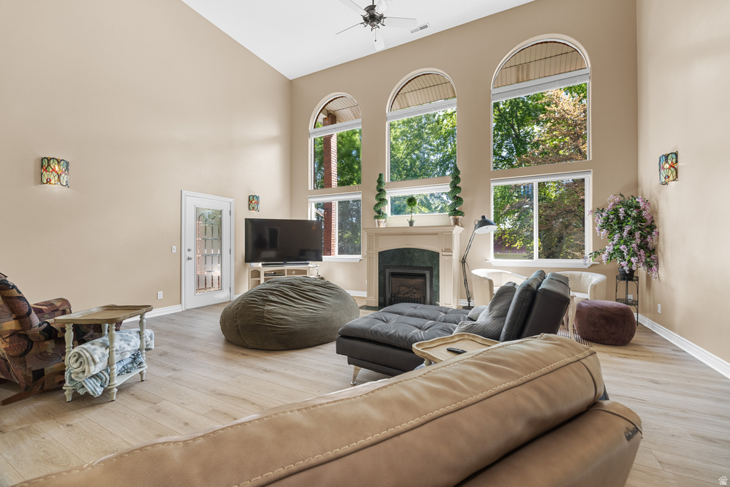 6 N SHADY LN Salem, UT 84653