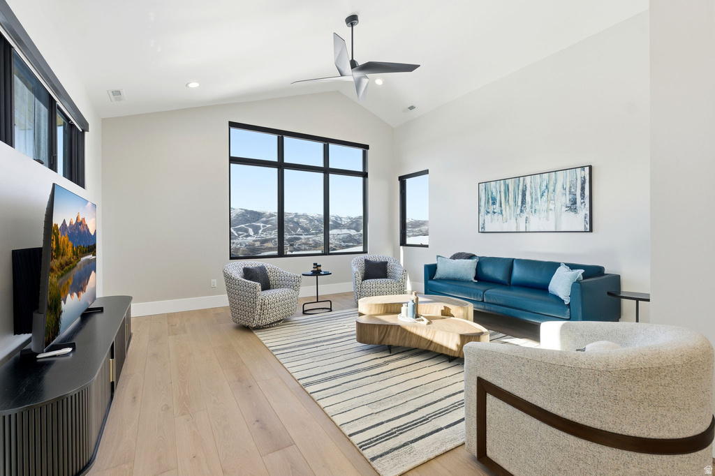 1105 E LONGVIEW DR Hideout, UT 84036