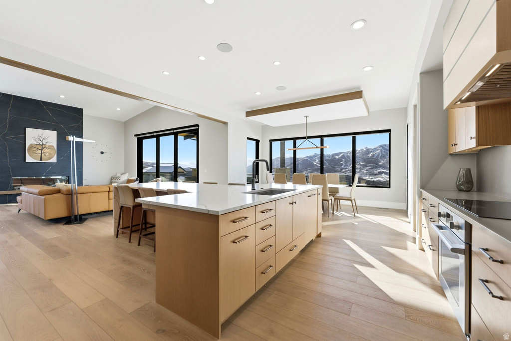 1105 E LONGVIEW DR Hideout, UT 84036