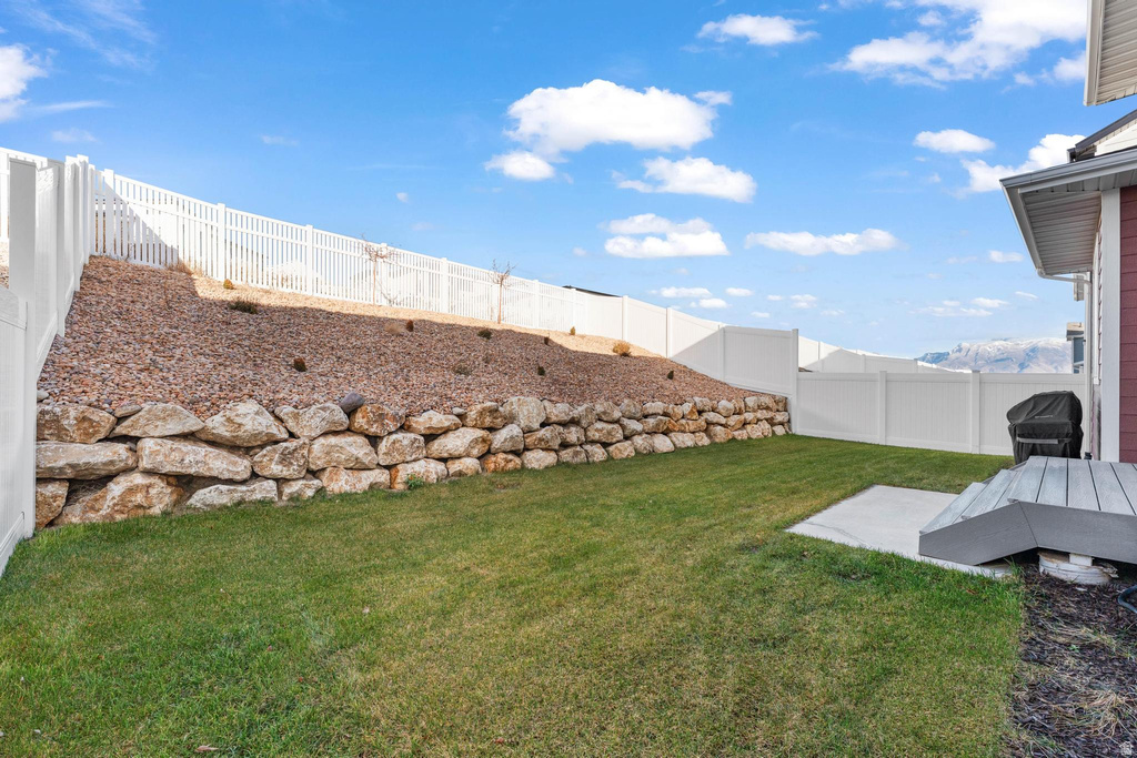 966 W RUDDY CLOVER LN Saratoga Springs, UT 84045