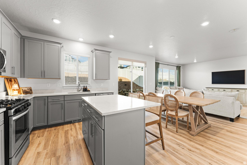 966 W RUDDY CLOVER LN Saratoga Springs, UT 84045