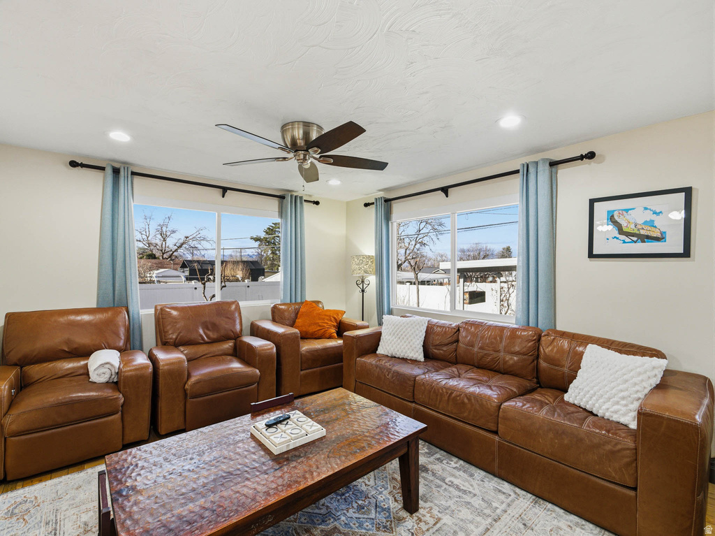 2117 E ROLLING KNOLLS WAY Cottonwood Heights, UT 84121