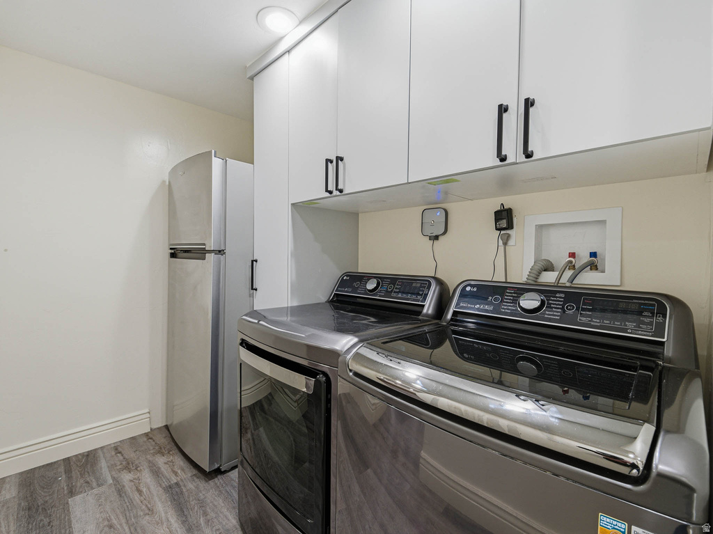 2117 E ROLLING KNOLLS WAY Cottonwood Heights, UT 84121