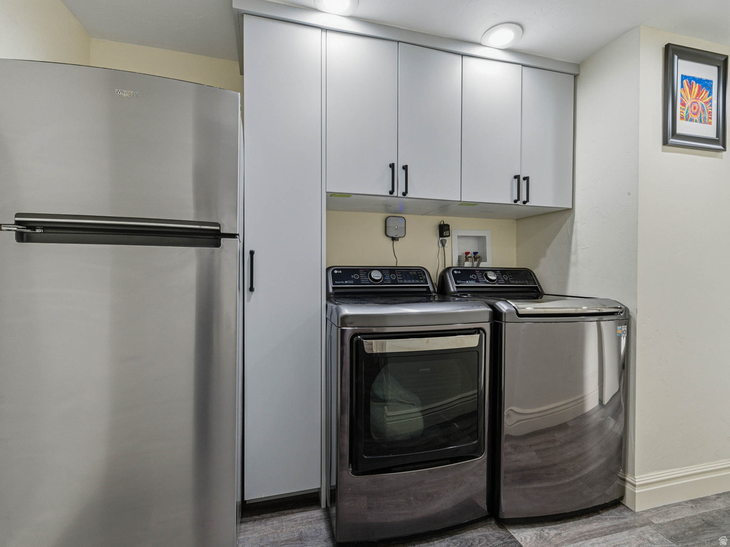 2117 E ROLLING KNOLLS WAY Cottonwood Heights, UT 84121