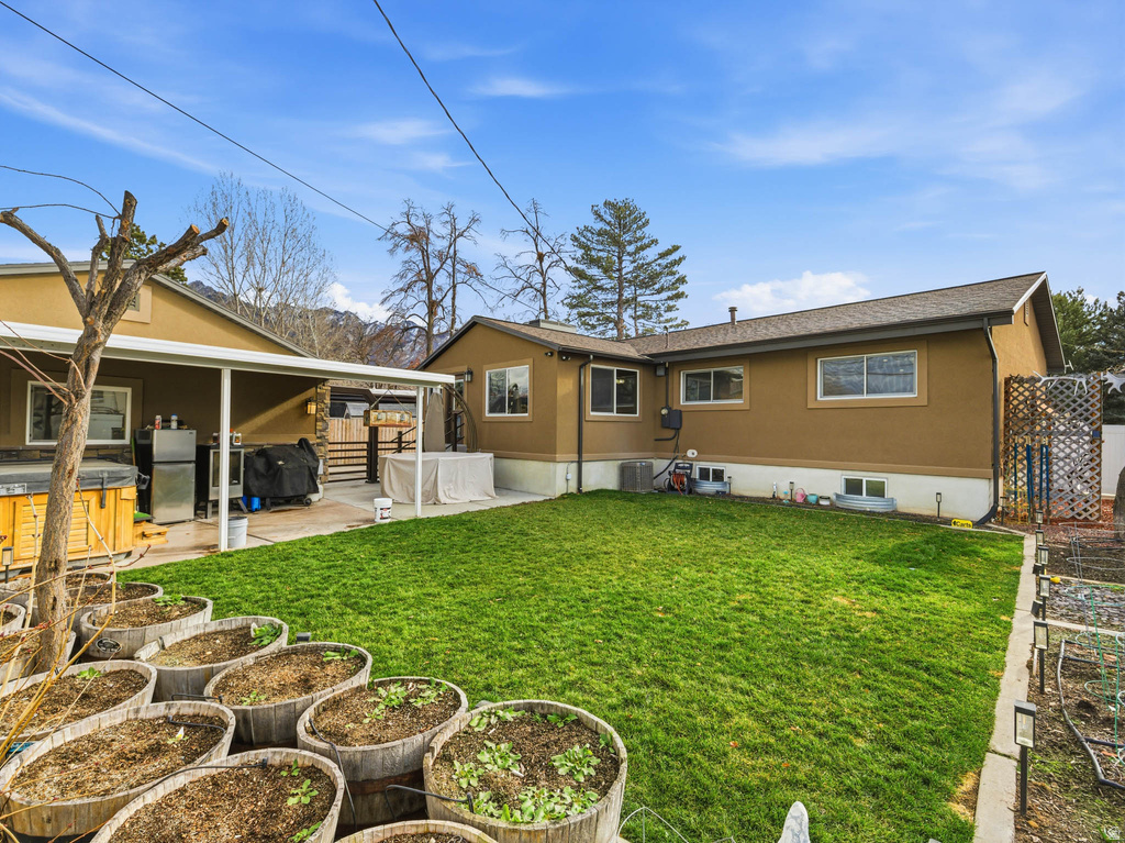 2117 E ROLLING KNOLLS WAY Cottonwood Heights, UT 84121