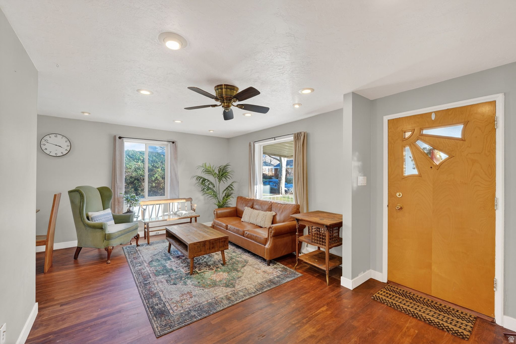 1525 E GREGSON AVE Millcreek, UT 84106