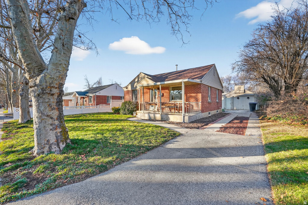 1525 E GREGSON AVE Millcreek, UT 84106