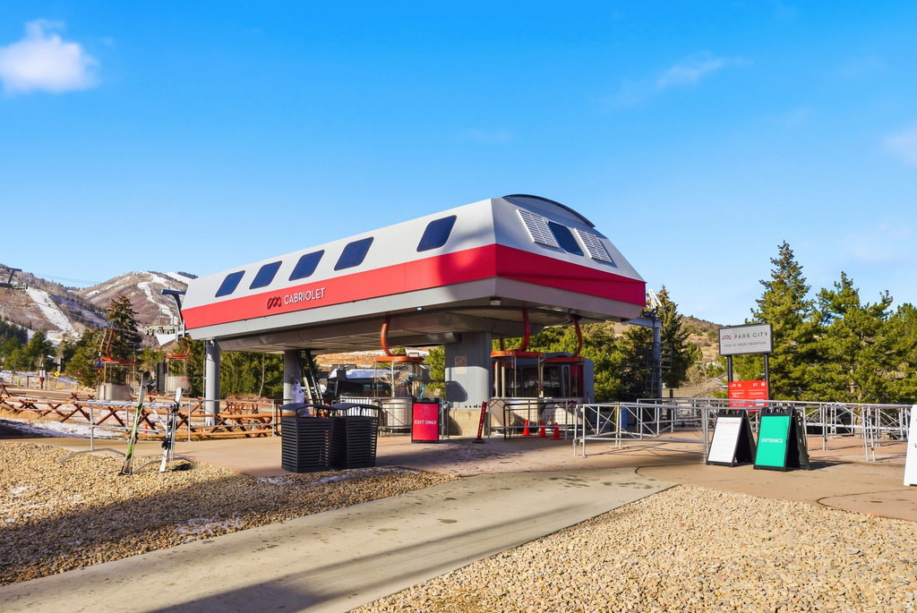 1638 W VILLAGE ROUND DR Park City, UT 84098