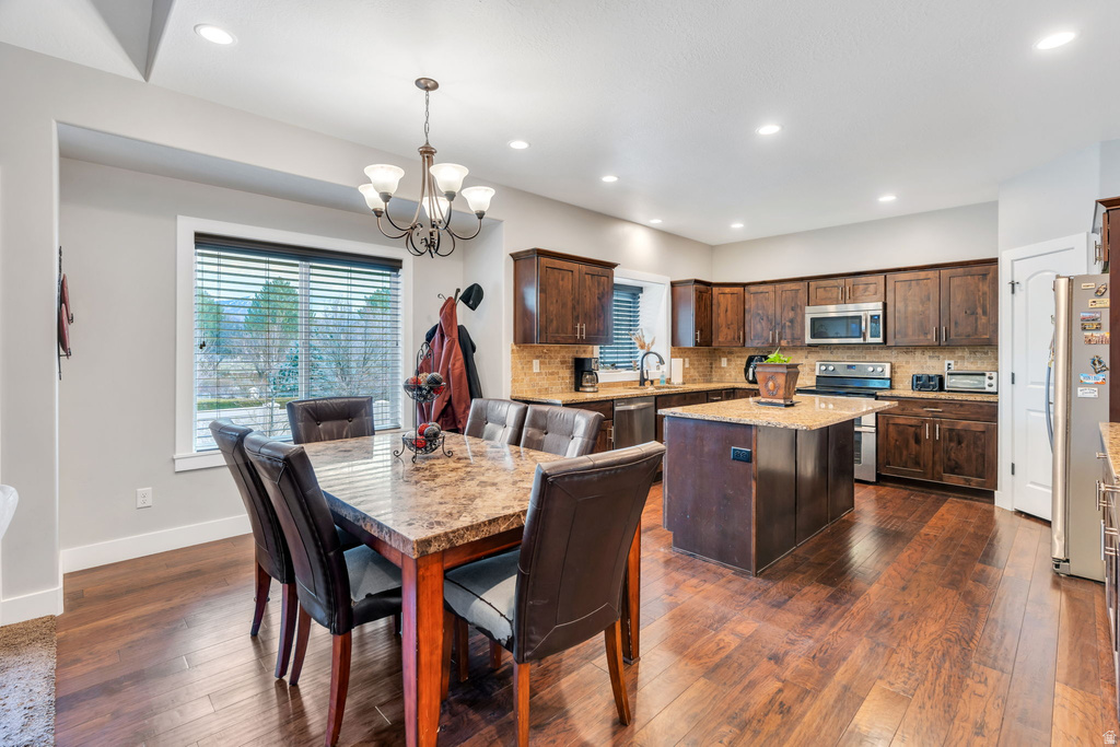 742 N 700 W CIR American Fork, UT 84003