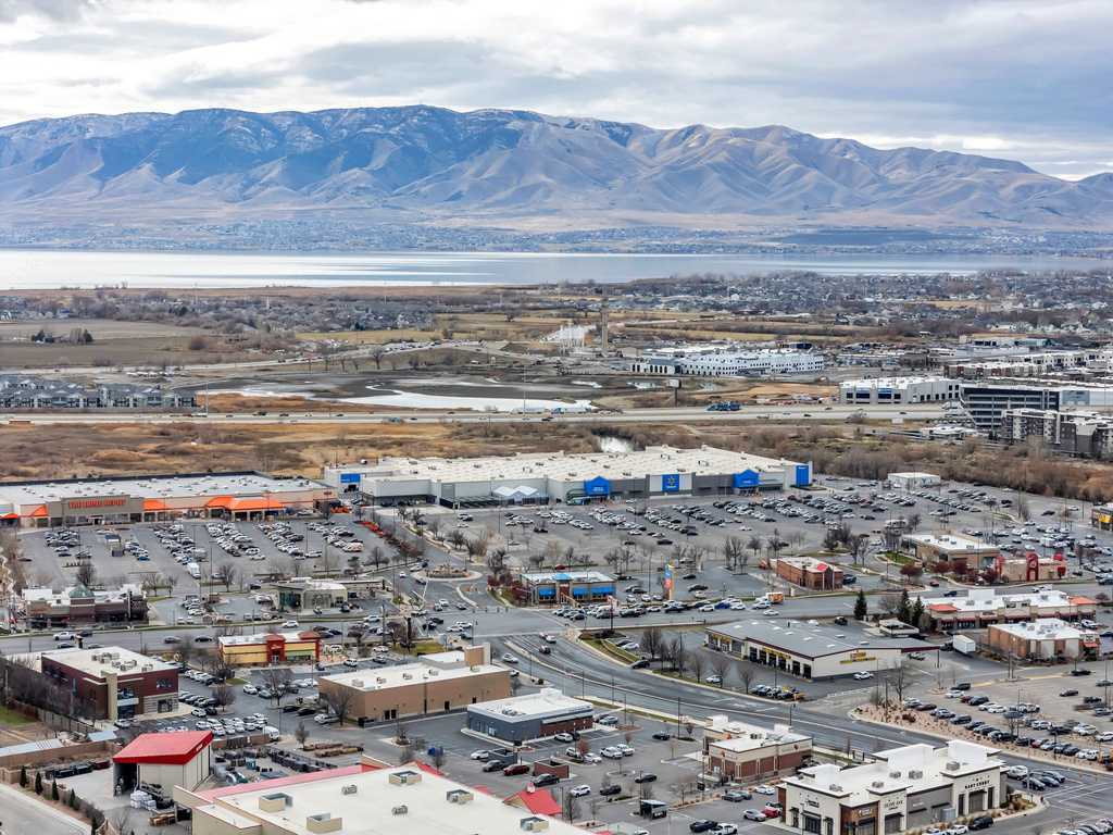 742 N 700 W CIR American Fork, UT 84003