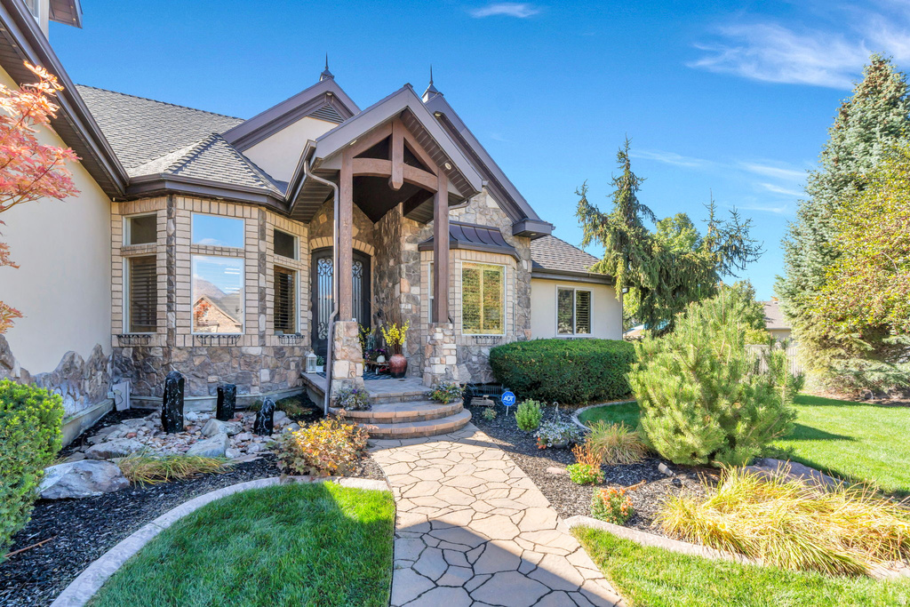 10365 N 6960 W Highland, UT 84003