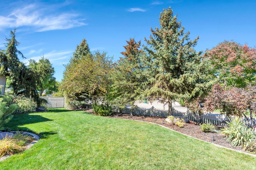 10365 N 6960 W Highland, UT 84003