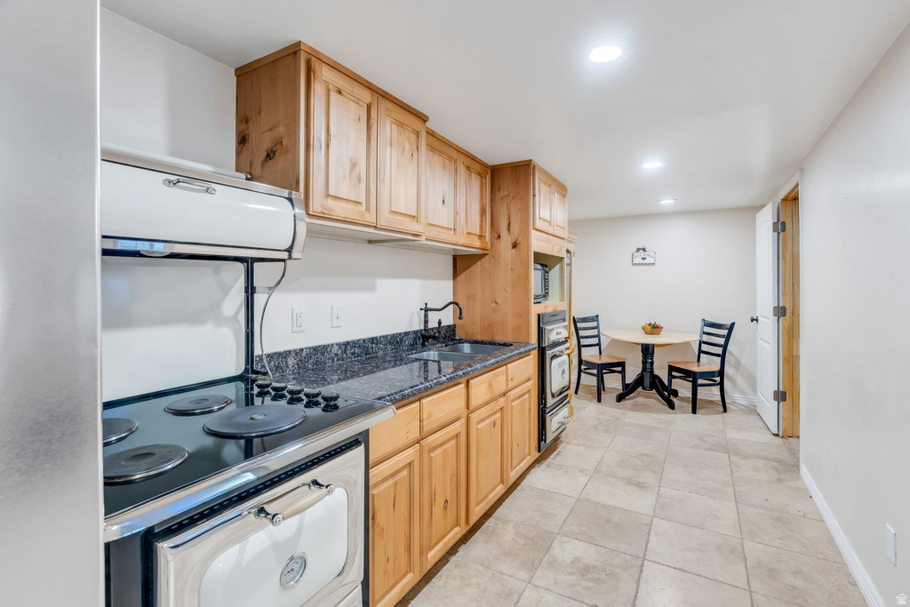 10365 N 6960 W Highland, UT 84003
