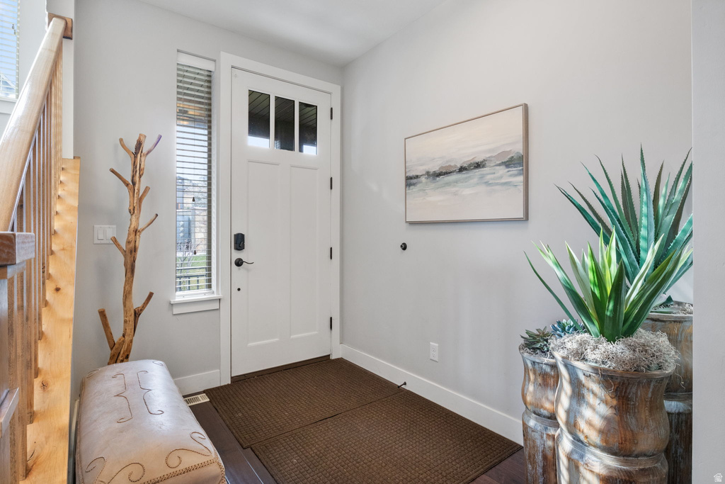 832 S EDGEWATER CT #4 Huntsville, UT 84317