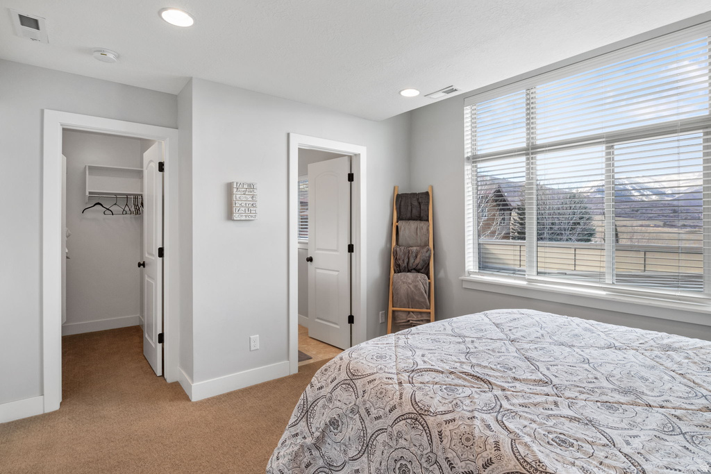 832 S EDGEWATER CT #4 Huntsville, UT 84317