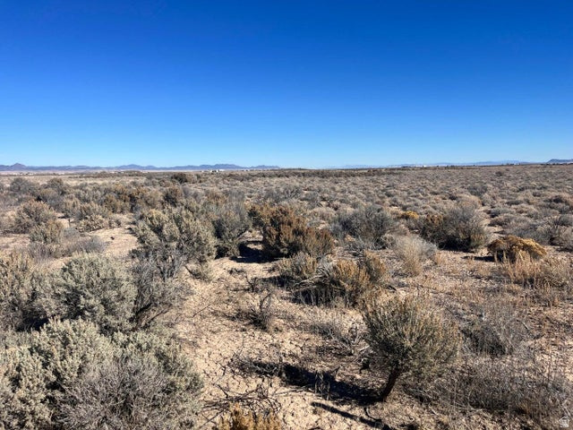 951  E-1567-0026-0000 Beryl, UT 84714