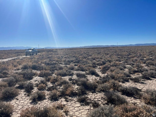 951  E-1567-0026-0000 Beryl, UT 84714